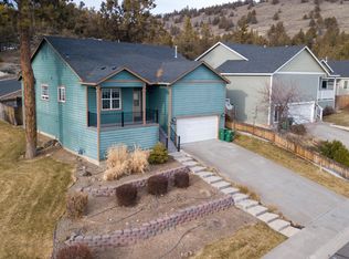 5149 Cherry Blossom Ln, Klamath Falls, OR 97601