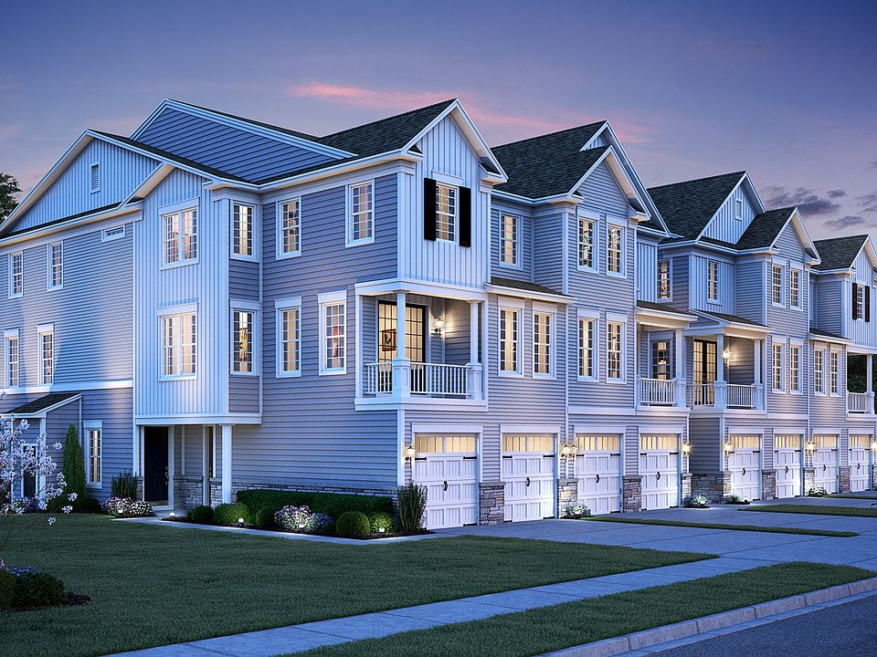 Luxurious Townhomes