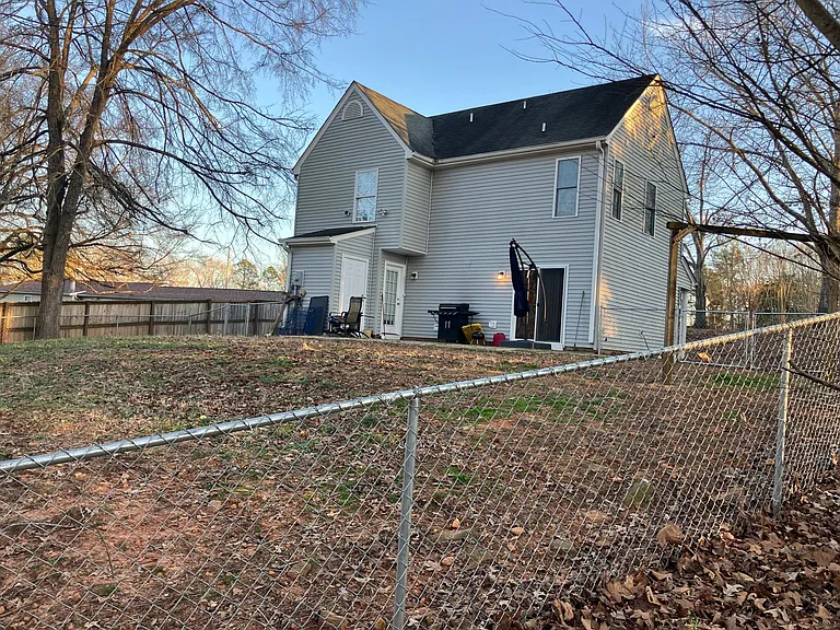 375 W Capewood Ave — Photo 2