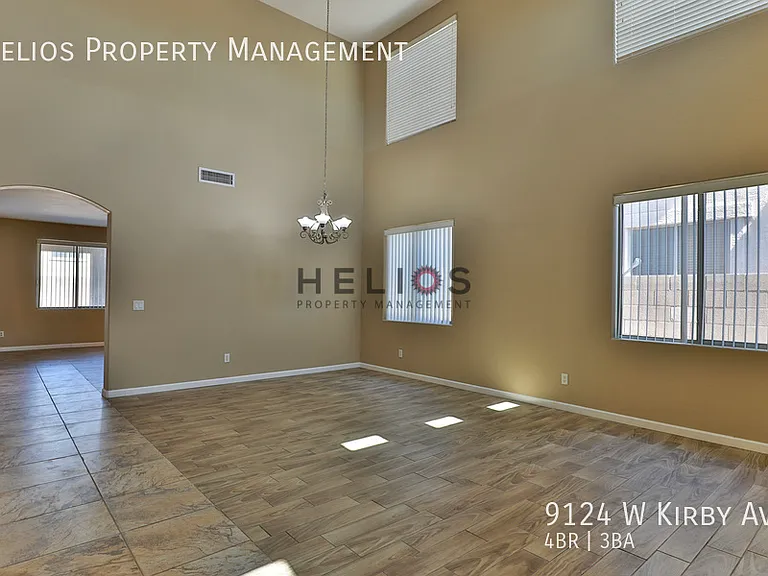 9124 W Kirby Ave — Photo 4