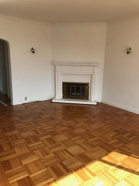 2 bed, 1250 sqft, $5,000 — Photo 3