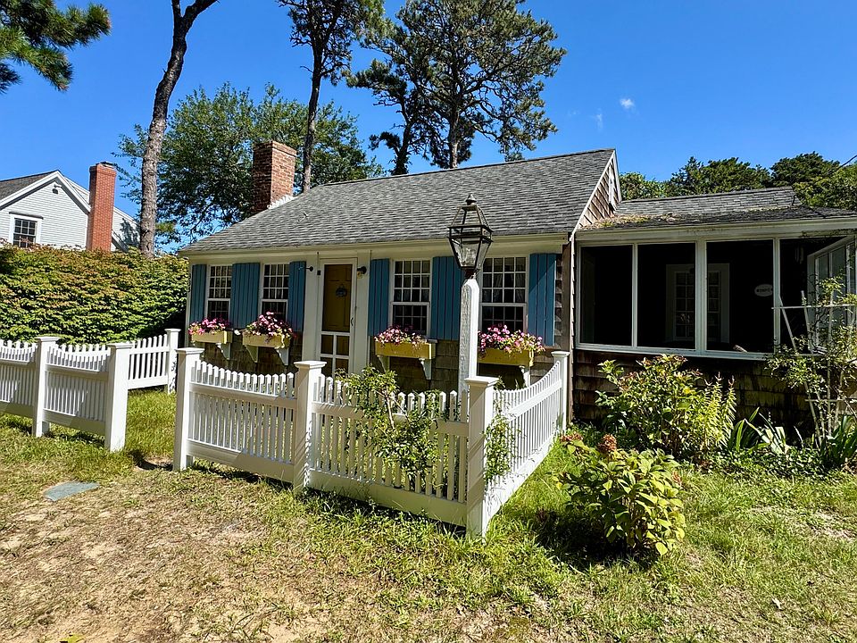 2nd image of 335 Lower County Road