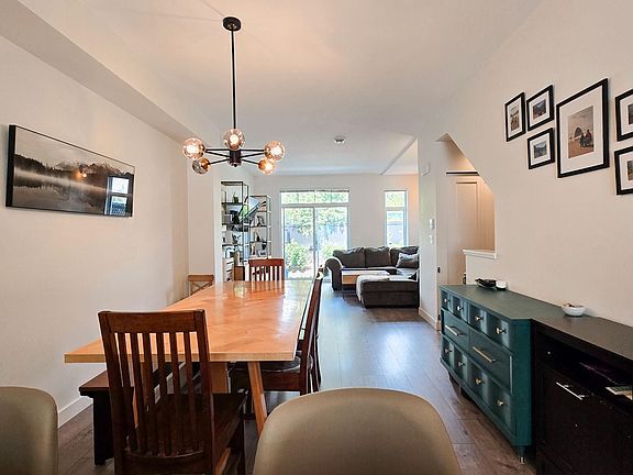 3rd image of 135 Baycrest Ave #3565