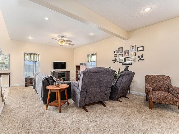 5th image of 30533 29th St