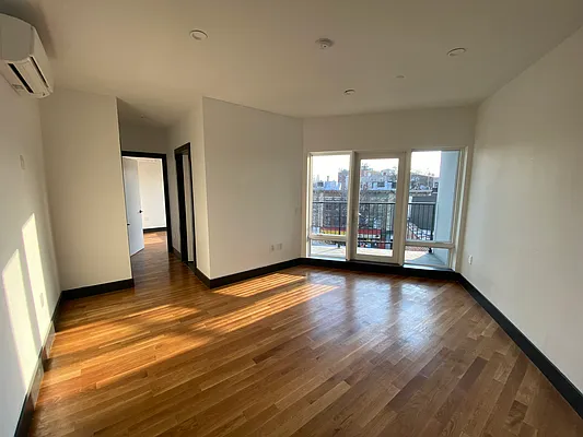 Rented by Premier Metro Realty Corp | media 13