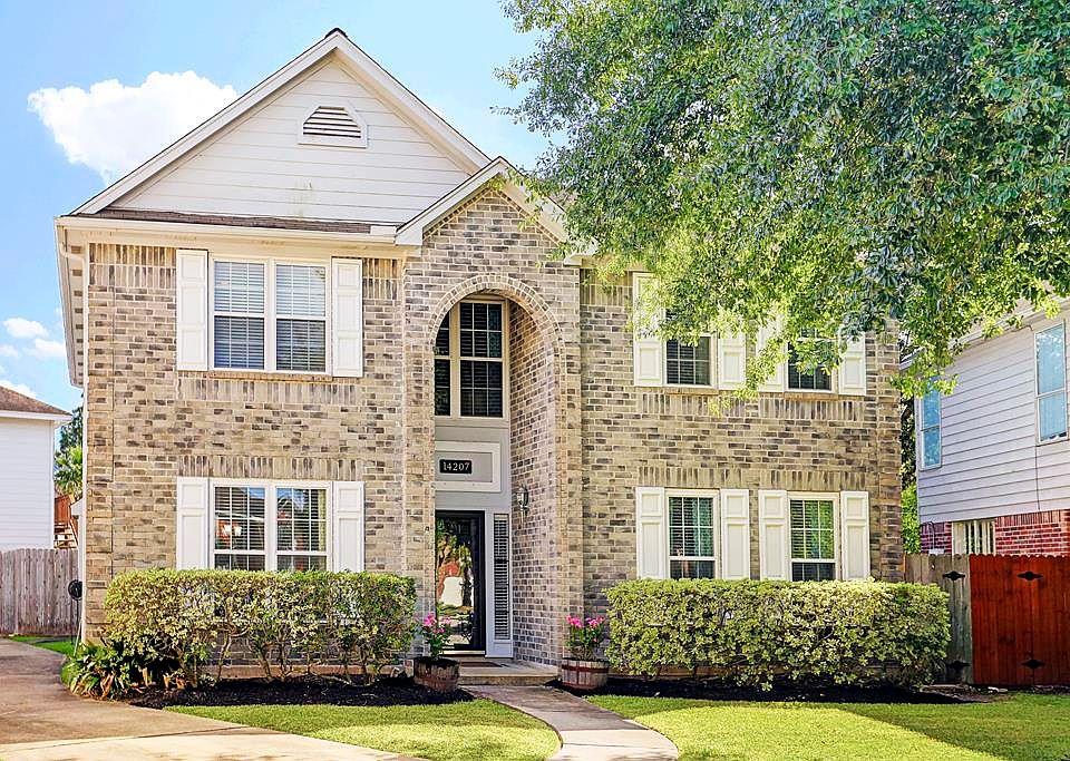 1st image of 14207 Towerglen Ct