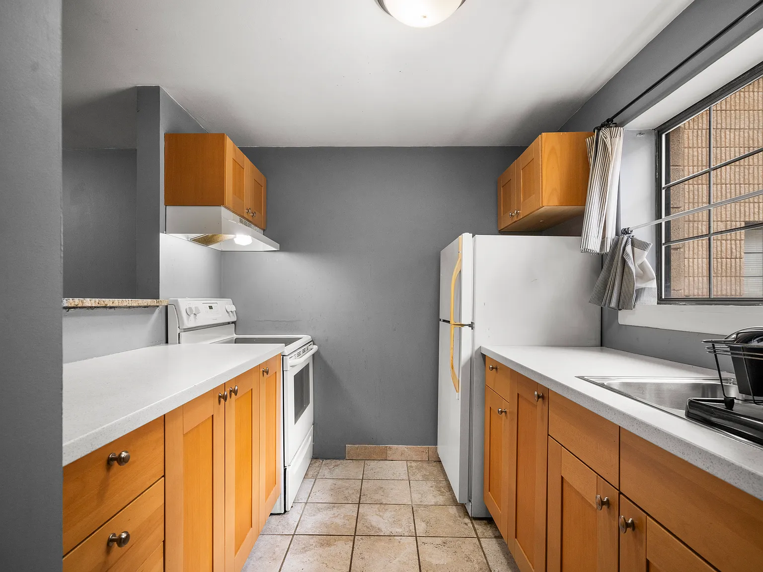 Studio, 506 sqft, $1,600 — Photo 2