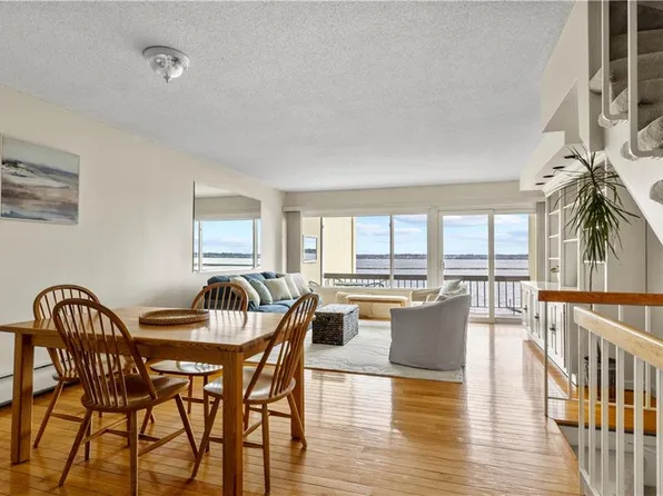 400 Narragansett Pkwy #Ej-1, Warwick, RI 02888