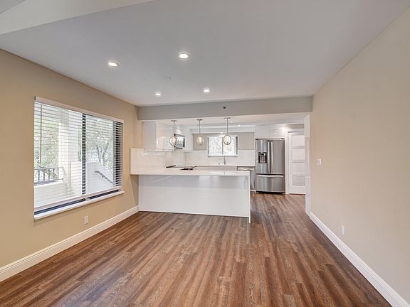 4th image of 7444 Victory Ln APT 10004