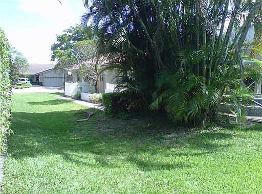 3rd image of 10373 NW 4th St