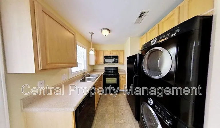 108 Silver Brook Dr — Photo 10
