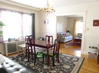 613 Washington St #2, Newton, MA 02458