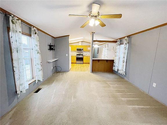 2nd image of 115 Mountain View Dr