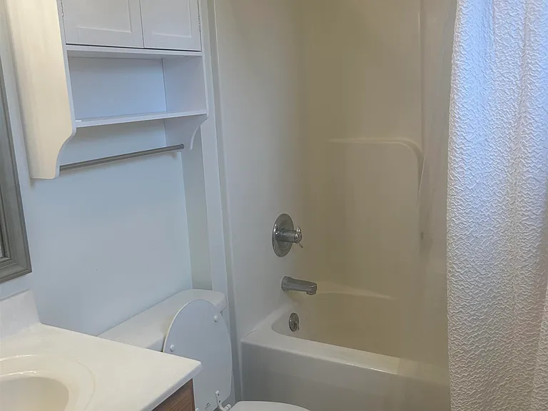 125 Joyce Dr — Photo 13