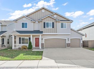 415 E Joshua Tree Dr, Meridian, ID 83646