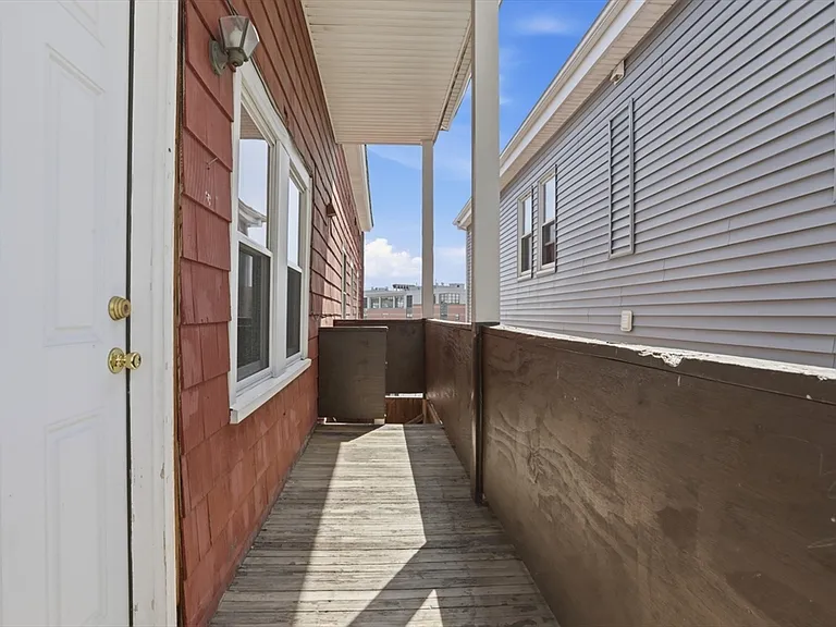 176 Ferry St #3L — Photo 24