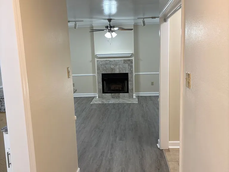 8144 Jefferson Park Dr #A-D — Photo 4