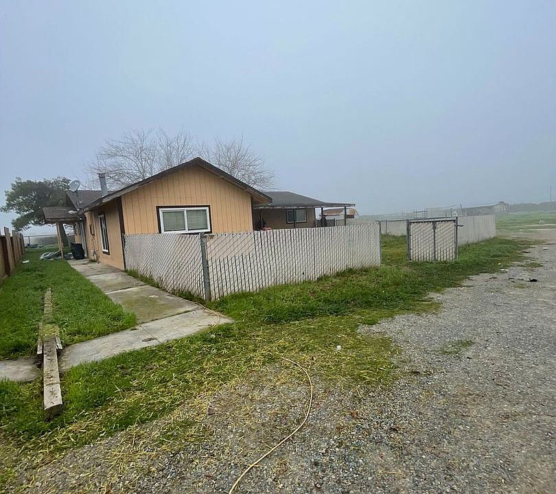 2nd image of 1908 W Belcher Ave