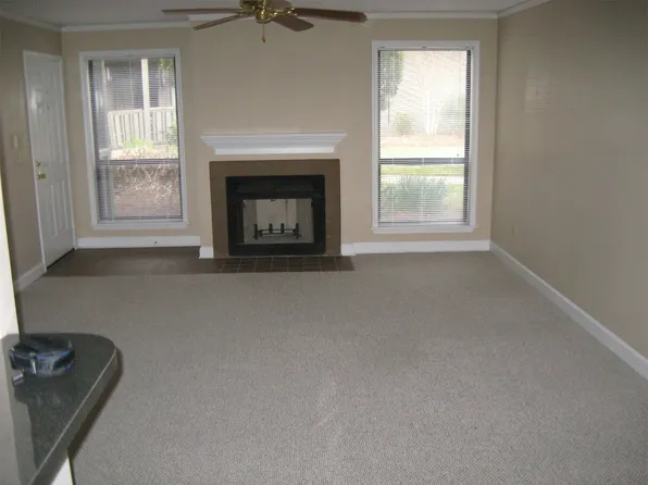448 Deerwood St #E, Columbia, SC 29205