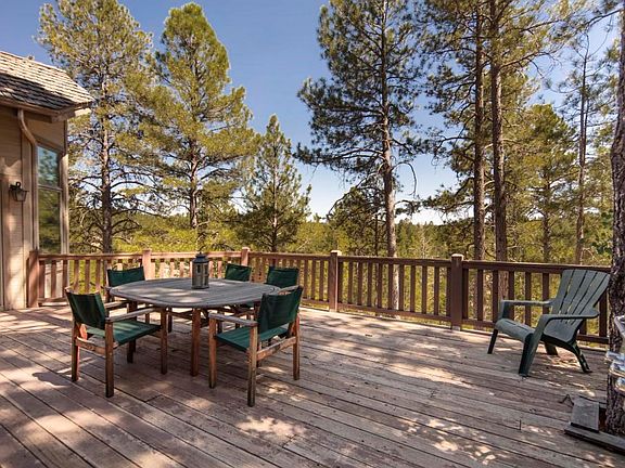 3D4A8658 Roys Deck area