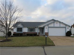 3015 Almond Tree Dr, Saint Peters, MO 63376