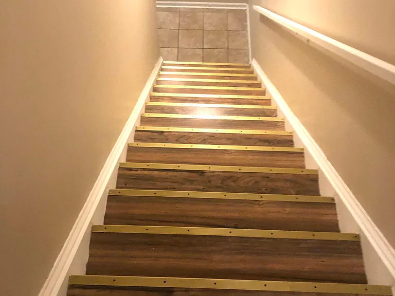 323 Goldenrod Dr — Photo 8