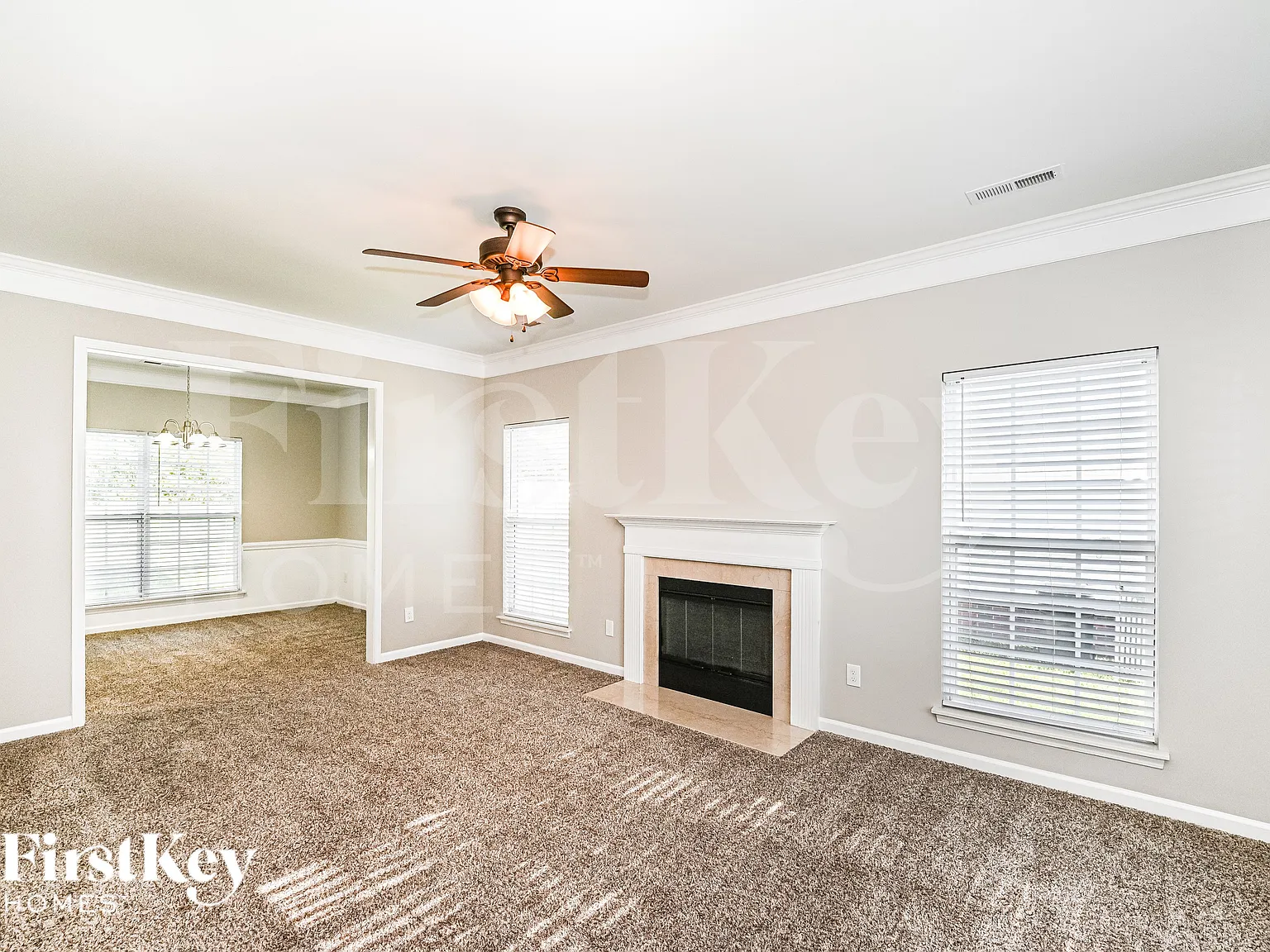 4 bed, 2.5 bath, 2239 sqft, $2,265 — Photo 4