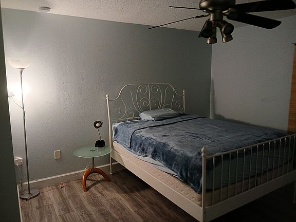 5th image of 10226 Laxton St #2