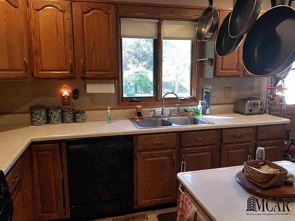 5th image of 8059 McLain Ave