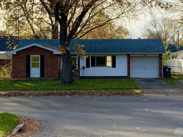 990 Stonyridge Ave, Troy, OH 45373