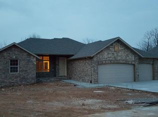 4601 Silo Hills Dr, Springfield, MO 65802