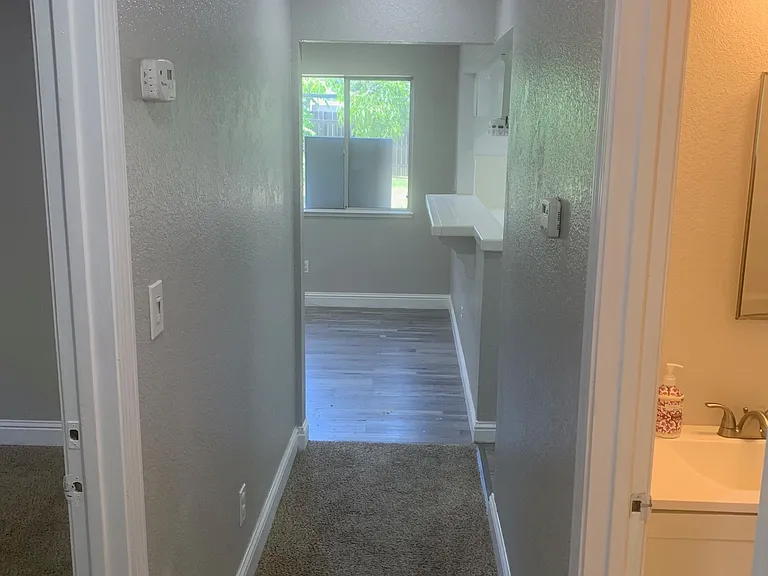 7205 Rollingwood Blvd — Photo 14