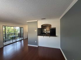 10196 Sailwinds Blvd S