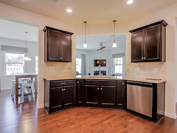 3rd image of 106 A Clarendon Street