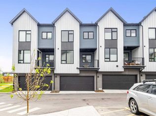 85 SE Sage Hill Hts NW #327, Calgary, AB T3R 2E5
