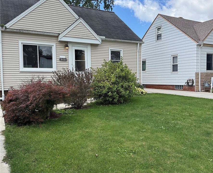 2nd image of 4111 Russell Ave