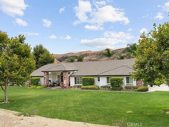 3rd image of 28845 Live Oak Canyon Rd