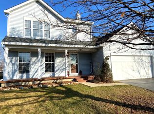 1415 Ashwood Dr, Elgin, IL 60123