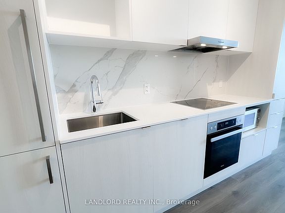 3rd image of 138 Downes St #5607