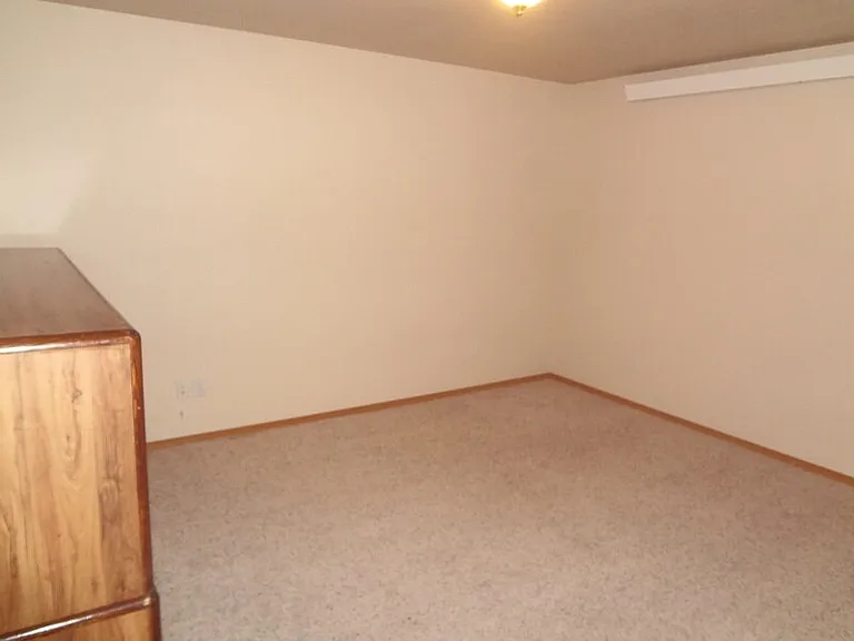 2834 Lincoln Ave — Photo 13