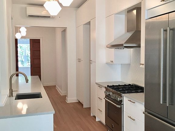 4th image of 552 Prospect Ave Floor 1