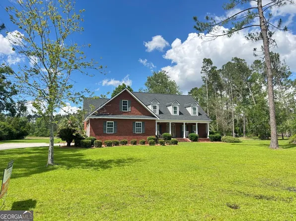 344 Greenwood Dr, Broxton, GA 31519