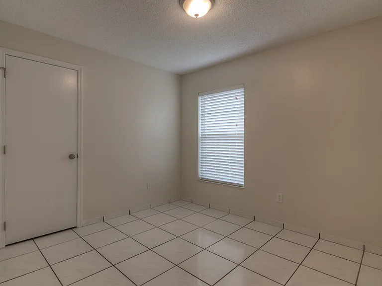 8344 Fort Thomas Way — Photo 15