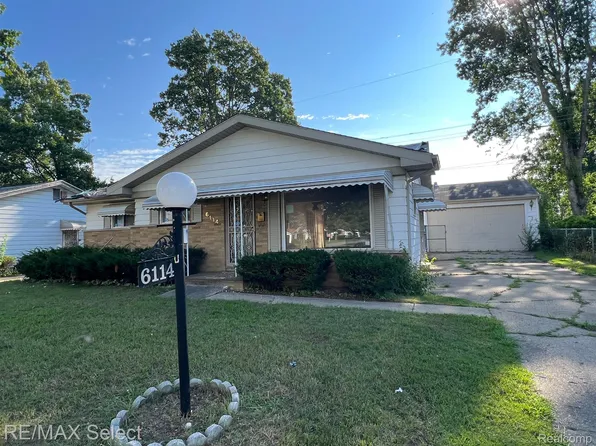6114 Sally Ct, Flint, MI 48505