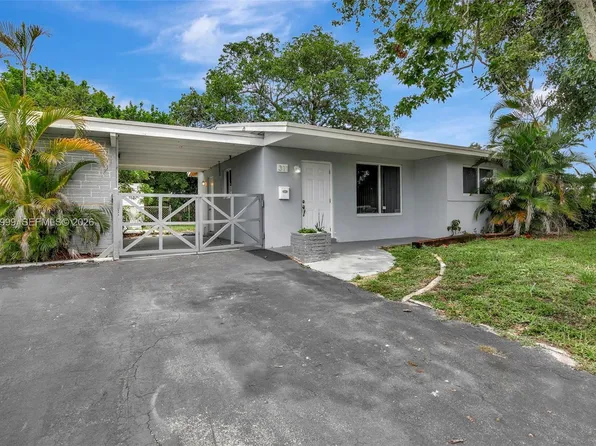 311 SW 68th Ter, Hollywood, FL 33023