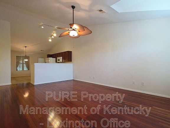 2nd image of 3021 New River Pl