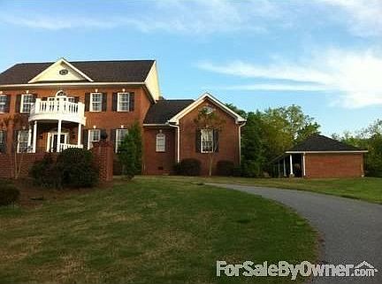 View from front yard