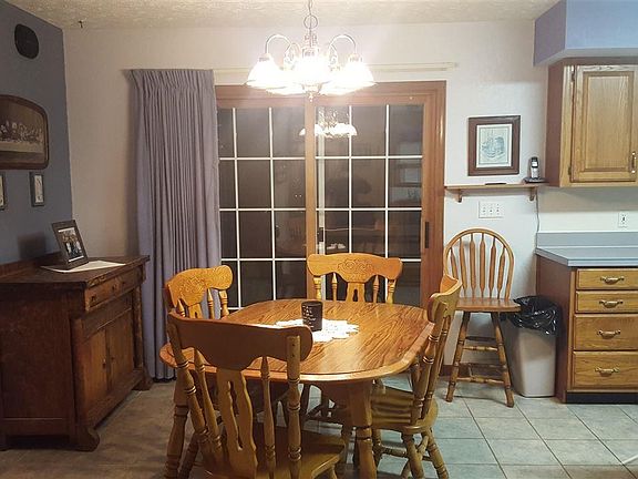 3rd image of 9621 W Belle Ave