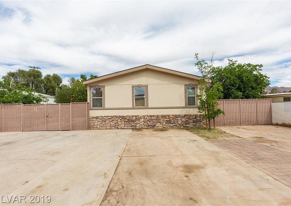 1st image of 2276 Raymond Ln