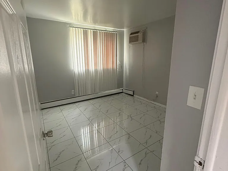 Sunrise Place Apartments — Photo 3